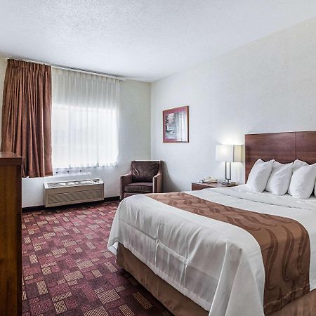 Econo Lodge Luverne I-90 Экстерьер фото