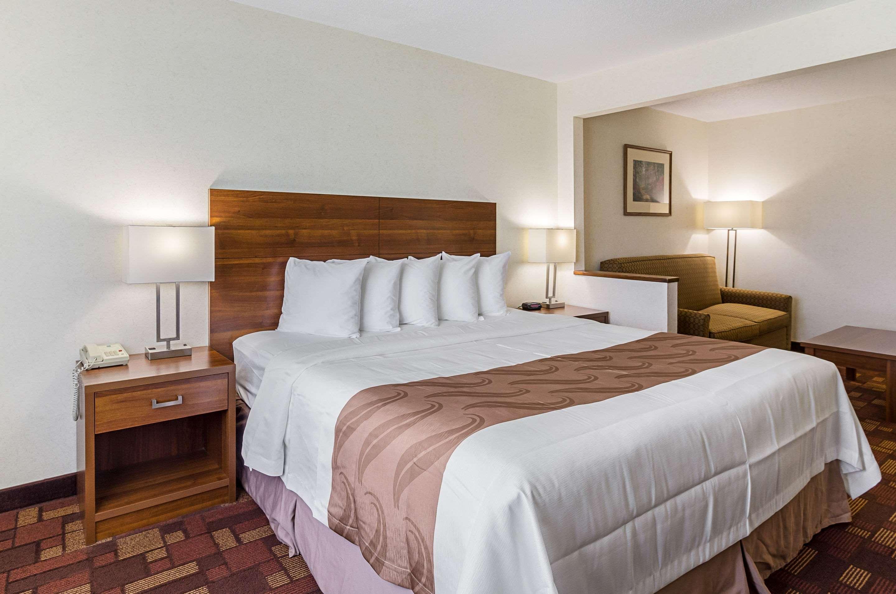 Econo Lodge Luverne I-90 Экстерьер фото