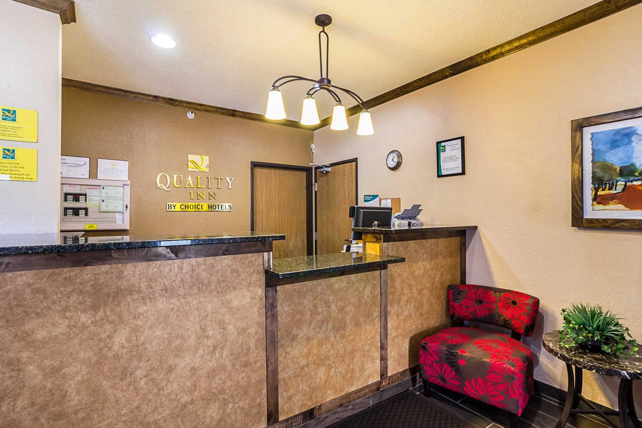 Econo Lodge Luverne I-90 Экстерьер фото